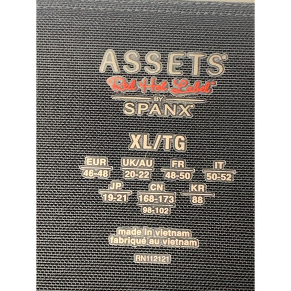 Spanx Assets Red Hot Label Structured Shine Faux Leather Leggings Womens Size XL - Picture 9 of 13